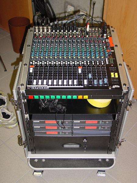 Mehrzweck-Musikanlage.JPG